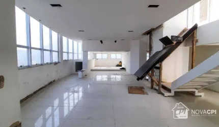 Cobertura para venda no bairro Canto do Forte em Praia Grande/SP.