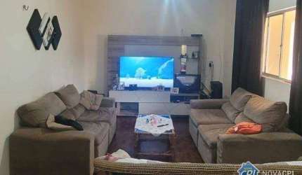 Sobrado com 4 dormitórios à venda Maracanã - Praia Grande/SP