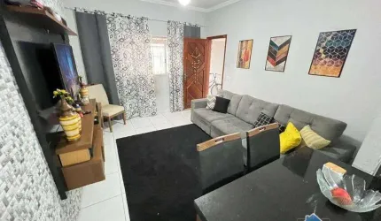Casa com piscina e 2 quartos no Jardim Quietude - Praia Grande/SP