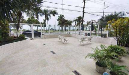 Apartamento de frente ao mar em Santos com 2 Quartos