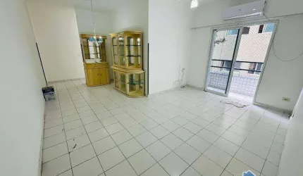 Apartamento com 2 no Canto do Forte em Praia Grande/SP