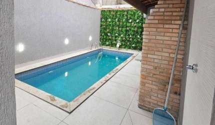 Excelente casa geminada à venda no bairro Nova Mirim, Praia Grande/SP