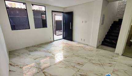 Sobrado com 3 Quartos na Tupi em Praia Grande/SP