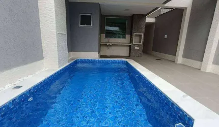 Sobrado com 3 Quartos Tupi na Praia Grande/SP