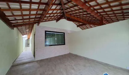 Casa Geminada com 2 Quartos no Maracanã em Praia Grande/SP