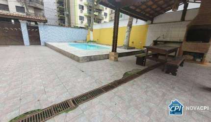 Casa com 2 Quartos para alugar na Aviação em Praia Grande/SP