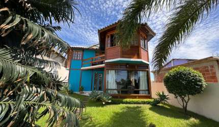 Belíssima Casa Duplex com Vista para Lagoa!