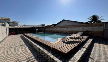Título: Luxuosa Casa à Venda no Condomínio Gravatá 1 em Unamar