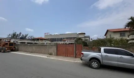 Casa com terreno comercial na Amaral Peixoto por apenas 399.000 no carro ideal para academia lojas ou prédios