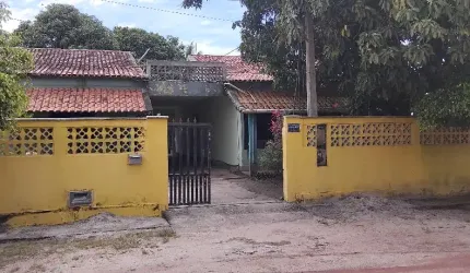 Casa com terreno amplo preço de Oportunidade!!