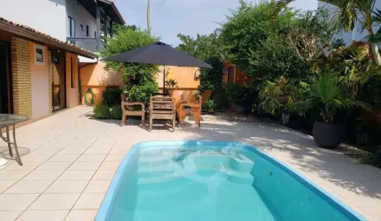 CASA com 232 m² à VENDA em JURERÊ INTERNACIONAL