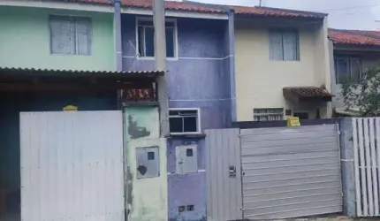 Sobrado para Venda em Curitiba, Santa Cândida, 2 dormitórios, 1 banheiro