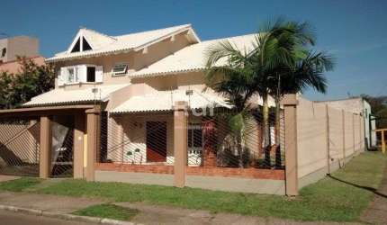 Casa para Venda - 297m², 4 dormitórios, sendo 2 suites, Engenho