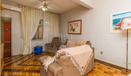 Casa para Venda - 360m², 4 dormitórios, sendo 1 suites, Cristal