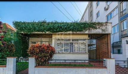 Casa para Venda - 166.52m², 3 dormitórios, Petrópolis