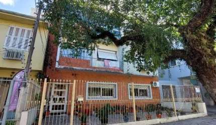 Apartamento 3 dormitórios no Menino Deus