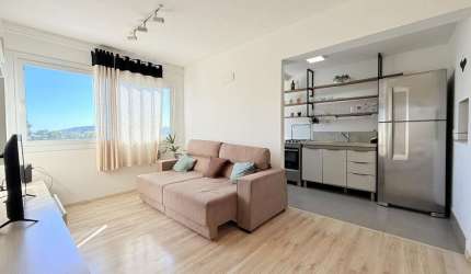 VENDA- Apartamento com 2 quartos sendo 1 suite, 60m2 e vaga- Glória