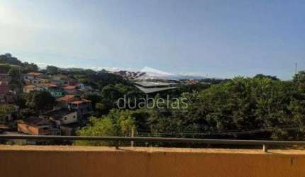 Vende - se um Duplex Na Zona Norte.