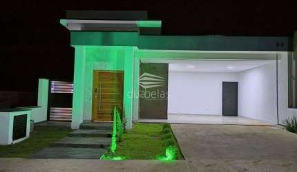 Casa em condomínio em Caçapava .