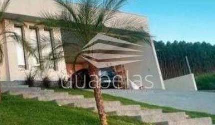 Uma Casa Maravilhosa em Condomínio Fechado.