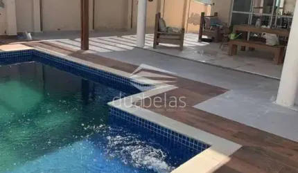 Linda casa no Urbanova