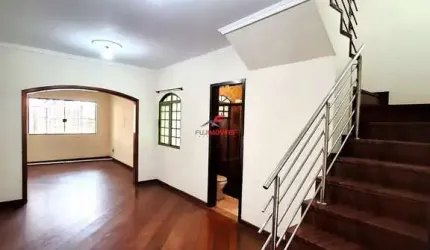 Sobrado a venda com ótima localização no Bairro Parque Avenida
