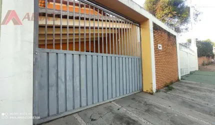 Casa Sobrado em Cidade Jardim - São Carlos, SP