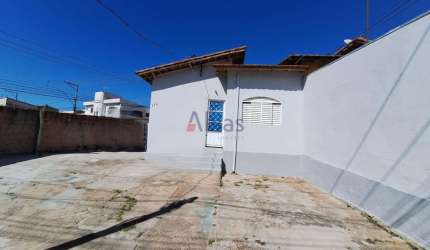 em Vila Lutfalla (Lagoa Serena) - São Carlos