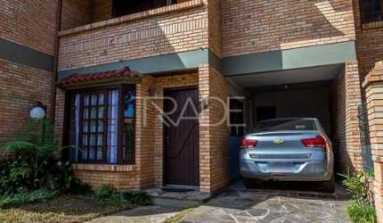 Casa com 3 quartos à venda na Rua José Kanan Aranha, 42, Jardim Isabel, Porto Alegre por R$ 795.000