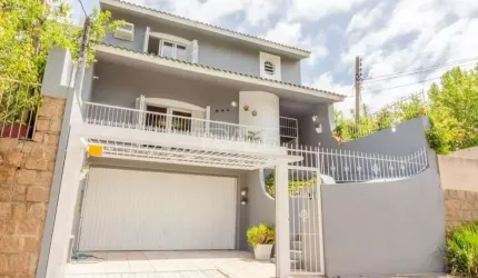 Casa com 3 quartos à venda na Rua Doutor Barcelos, 654, Tristeza, Porto Alegre por R$ 1.280.000