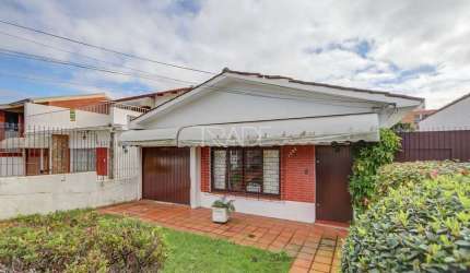 Casa com 3 quartos à venda na Rua Doutor Mário Totta, 1384, Tristeza, Porto Alegre por R$ 698.000