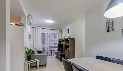 Apartamento com 3 quartos à venda na Rua Doutor Barcelos, 2434, Camaquã, Porto Alegre por R$ 395.000