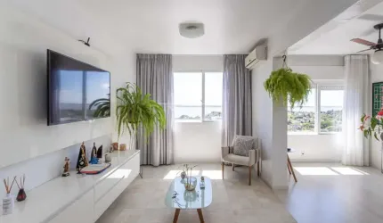 Apartamento com 3 quartos à venda na Avenida Wenceslau Escobar, 2034, Tristeza, Porto Alegre por R$ 600.000