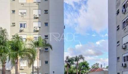 Apartamento com 3 quartos à venda na Rua Doutor Barcelos, 2434, Camaquã, Porto Alegre por R$ 450.000