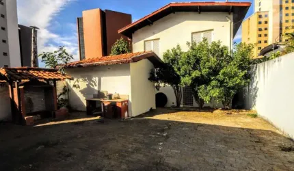 Casa para aluguel com 298 m², 4 quartos 4 vagas em Cambuí, Campinas
