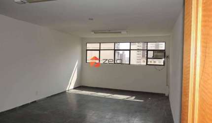 Prédio para aluguel com 750 m², 2 vagas em Centro, Campinas