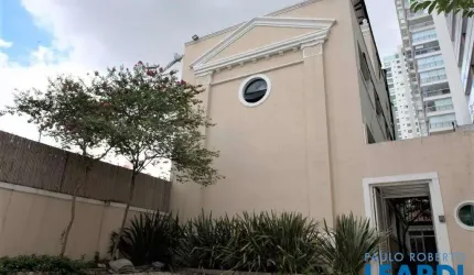 CASA ASSOBRADADA - VILA OLÍMPIA  - SP