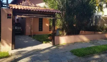Sobrado de 264,10 m², com 03 dormitórios (sendo um deles uma suíte), para venda