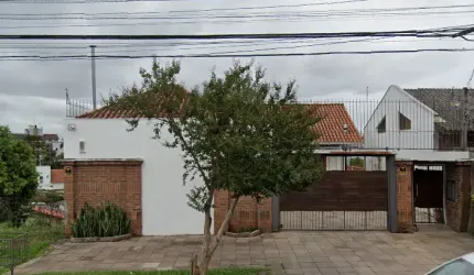 Casa de 118 m², com 03 dormitórios (sendo um deles uma suíte), para venda
