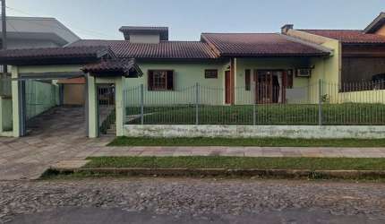 Casa de 184 m², com 03 dormitórios, para venda