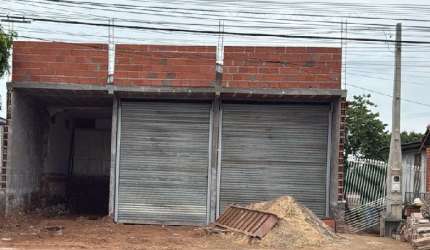 Casa de 150 m², com 04 dormitórios, para aluguel