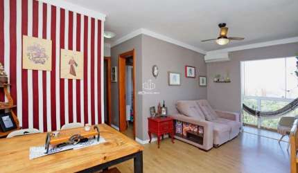 Apartamento com 2 quartos à venda na Rua Abram Goldsztein, 446, Jardim Carvalho, Porto Alegre por R$ 350.000