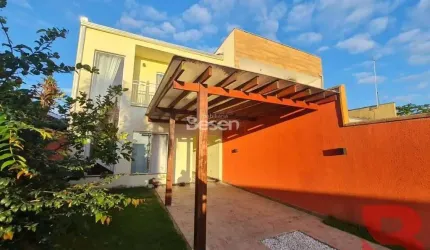 SOBRADO A APENAS 200 METROS DA PRAIA! 4 QUARTOS - PISCINA