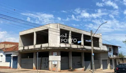 Barracão comercial  - Bairro Vila Rezende - Piracicaba