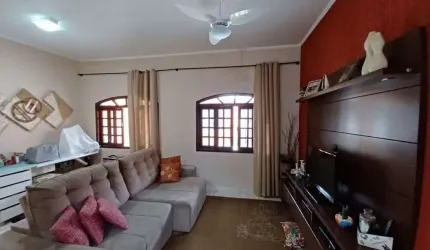 Casa com 3 dormitórios à venda, 160 m² por R$ 650.000,00 - Caiçara - Praia Grande/SP