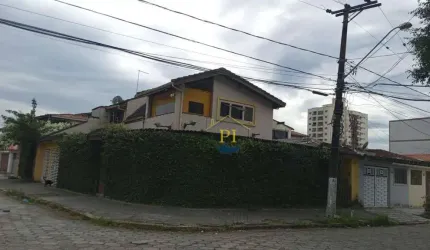 Casa com 5 dormitórios à venda, 210 m² por R$ 880.000,00 - Aviação - Praia Grande/SP