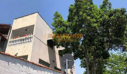 Casa com 3 quartos e 202 metros quadrados no Jardim Universo