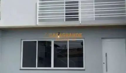 Casa Sobrado com 3 quartos - 180 m²- Monte Castelo
