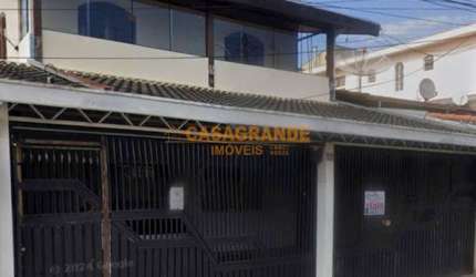 Casa com 4 quartos -  160 m² - Bosque dos Eucalíptos