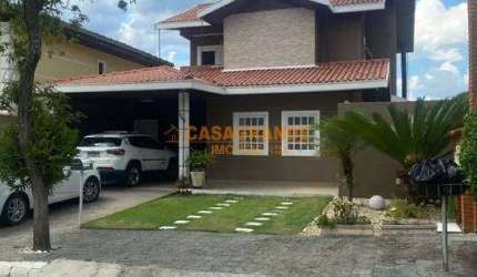 Casa com 05 quartos, 200m² no Urbanova